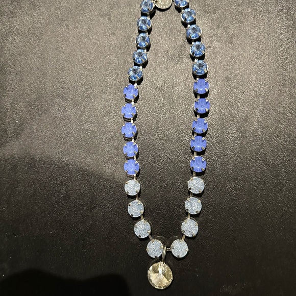 Chameleon Satin Necklace - Picture 2 of 3